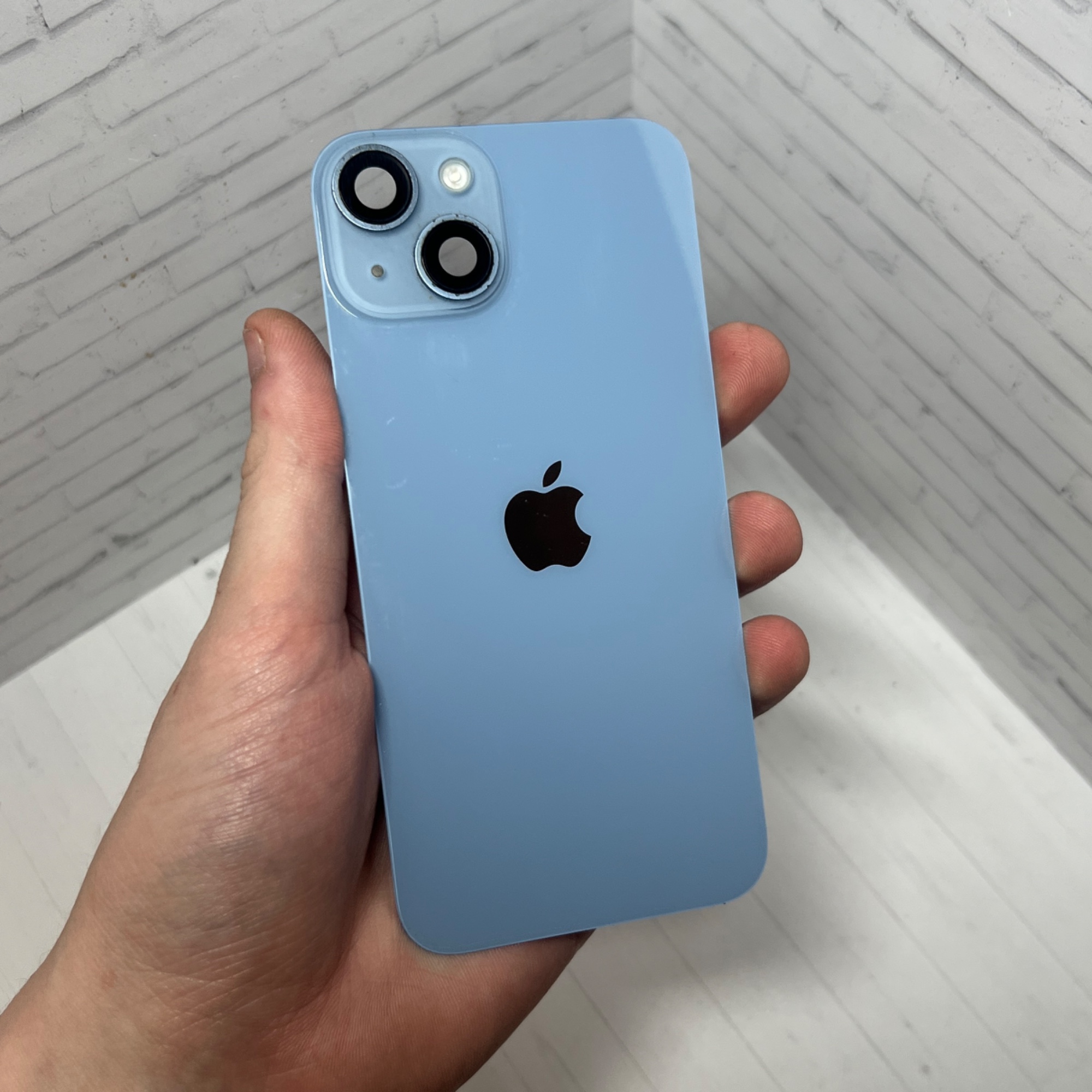 Крышка iPhone 14 (Cнятый оригинал)