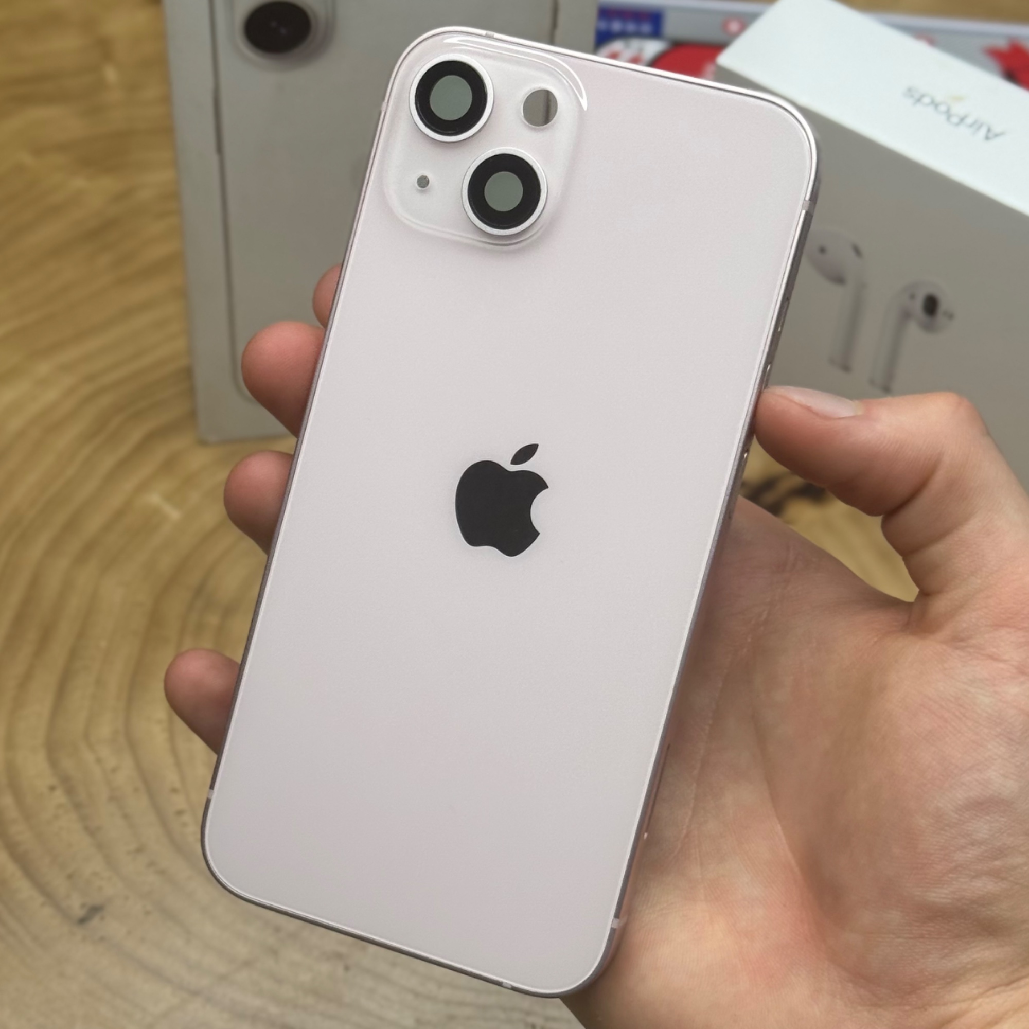 Снятый Оригинальный корпус iPhone 13 розовый