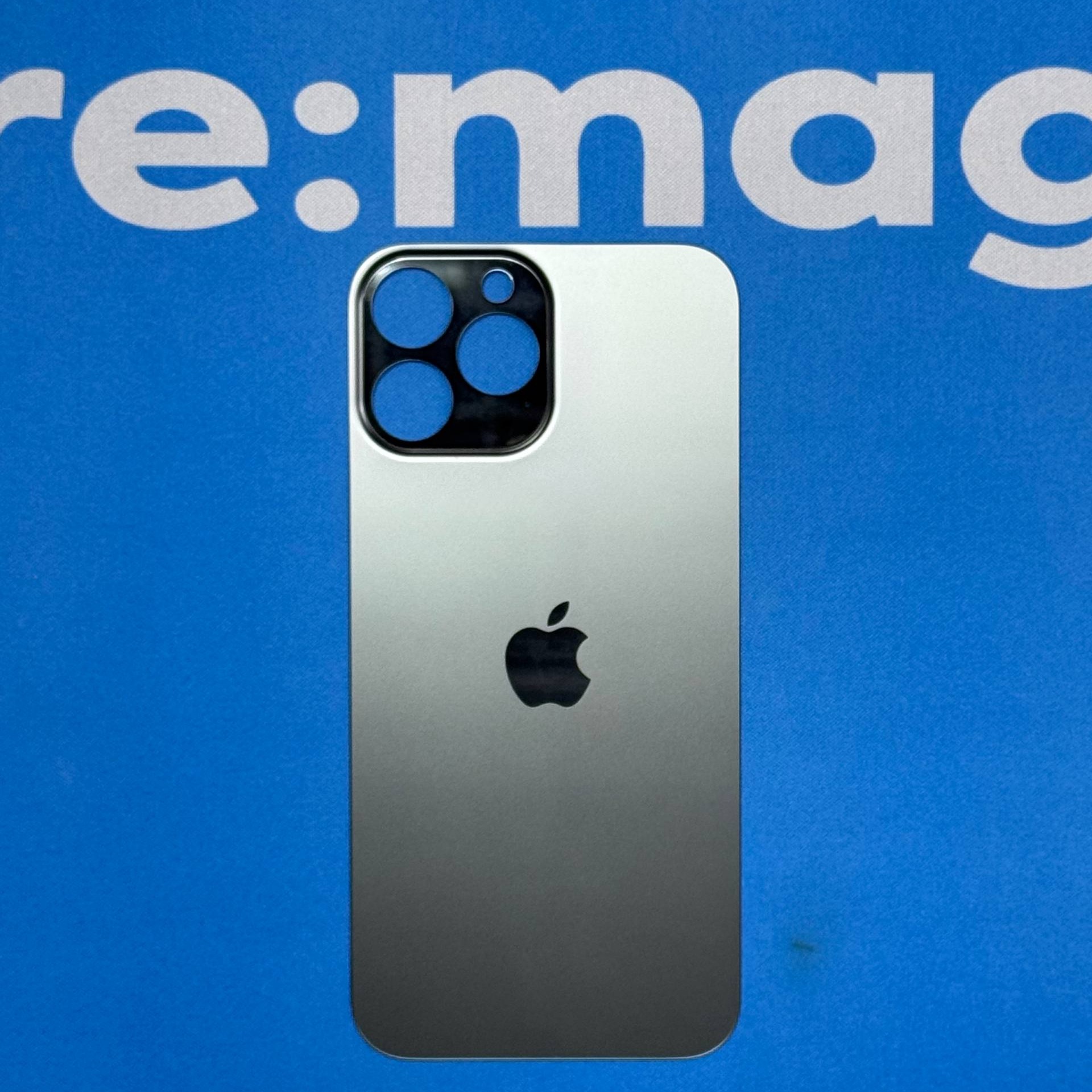 Заднее стекло iPhone 13 Pro Max Черное (широкий вырез)