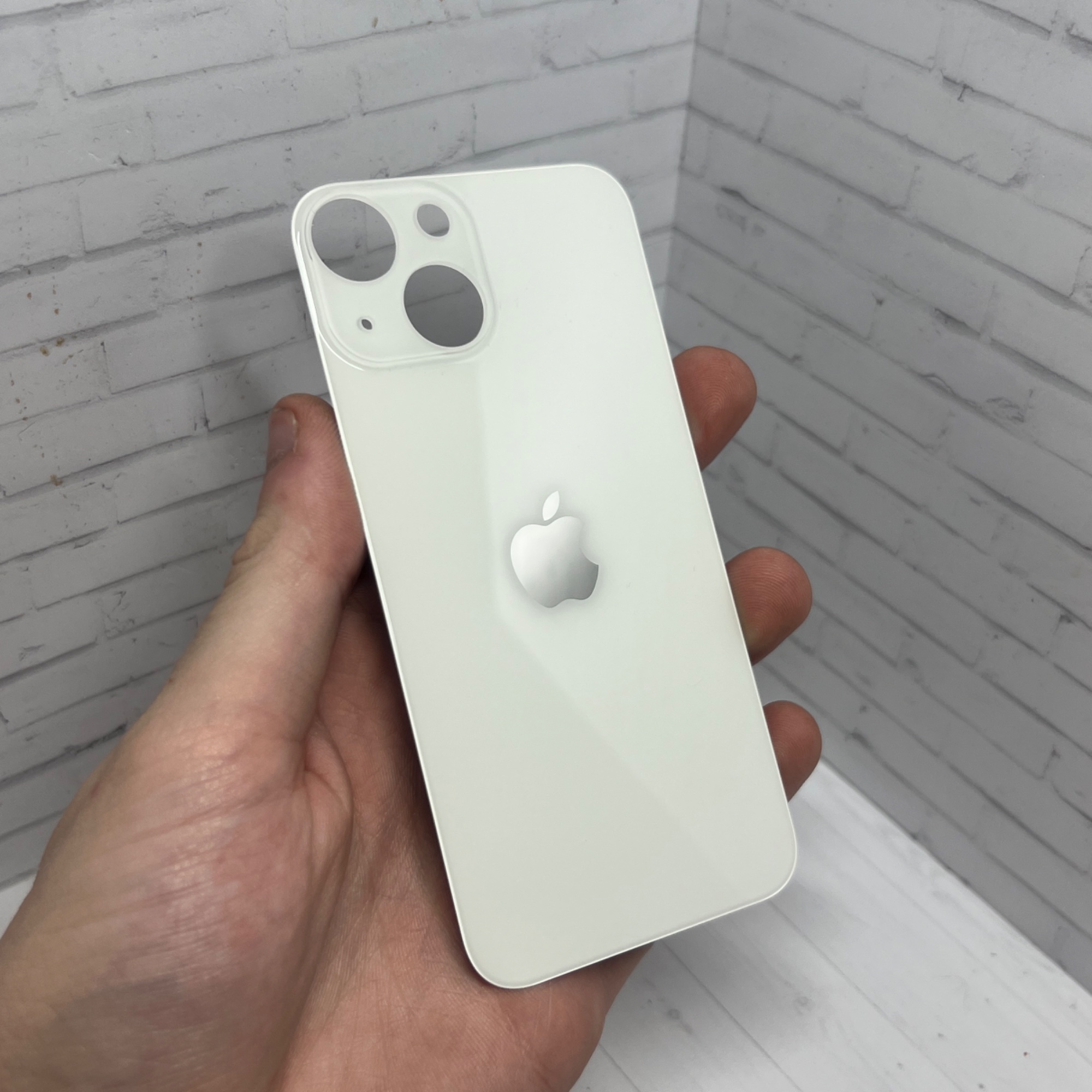 Крышка iPhone 13 mini