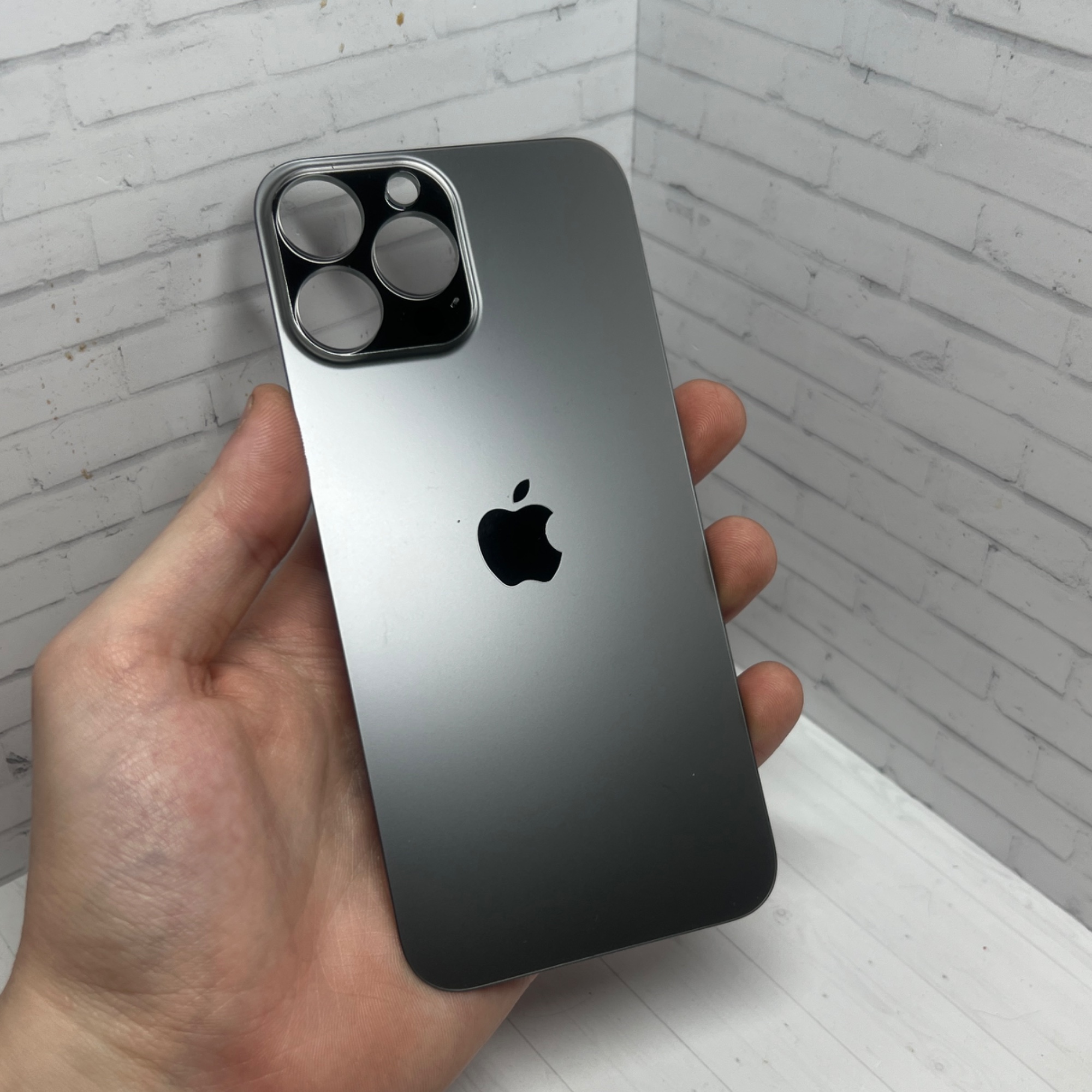 Крышка iPhone 13 Pro Max