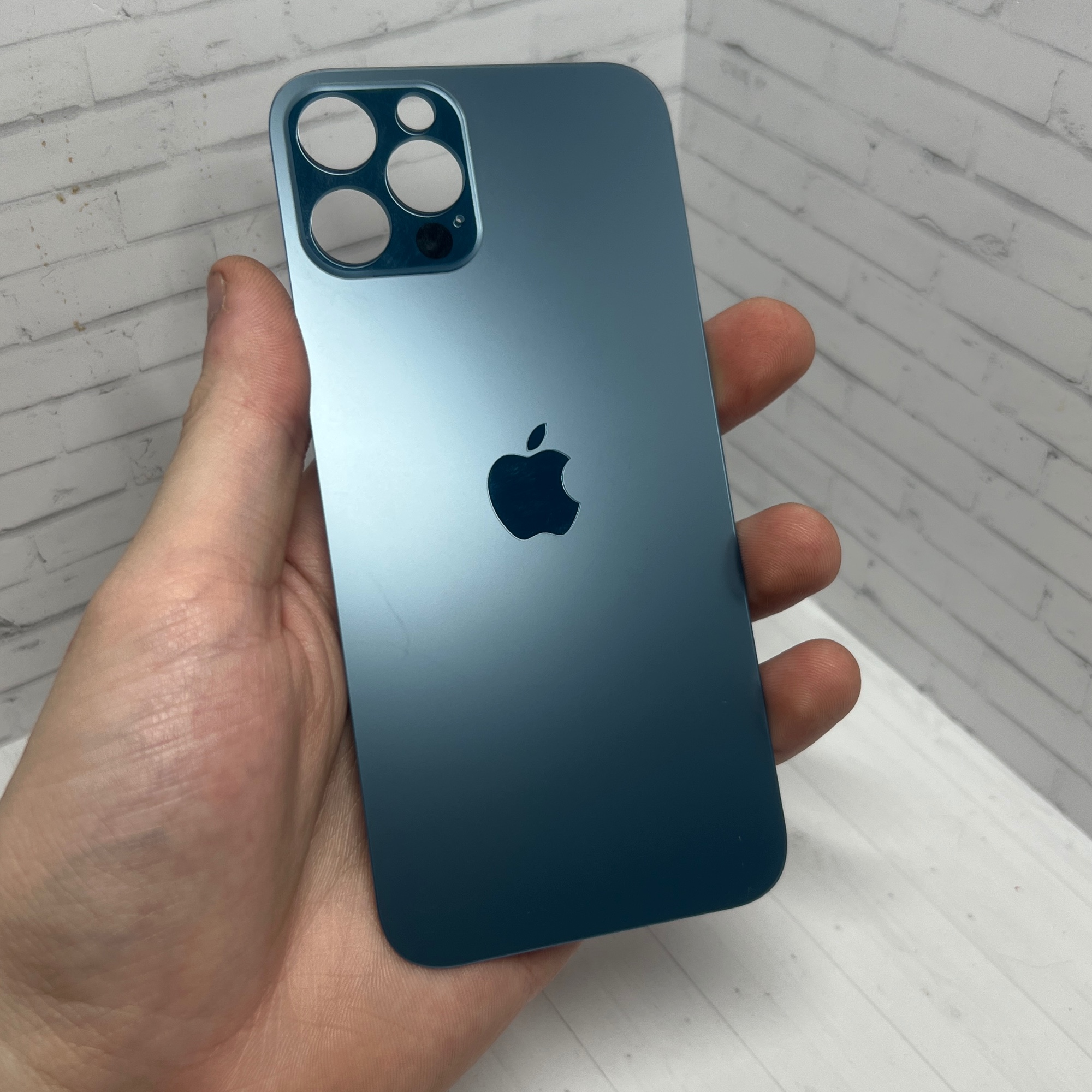 Крышка iPhone 12 Pro