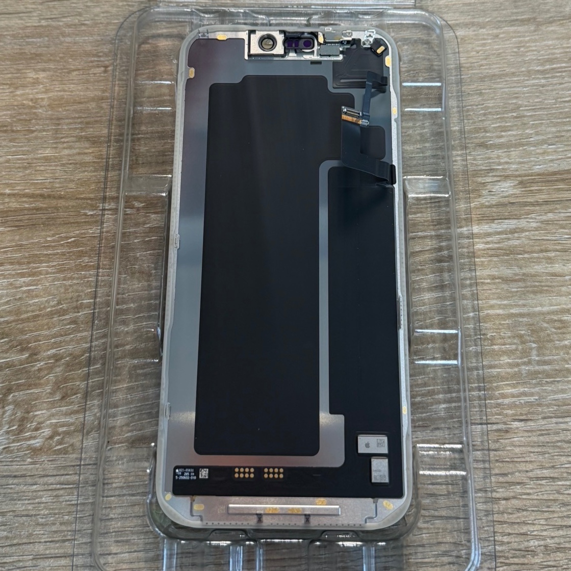 Дисплей iPhone 17 Pro Max Service Pack