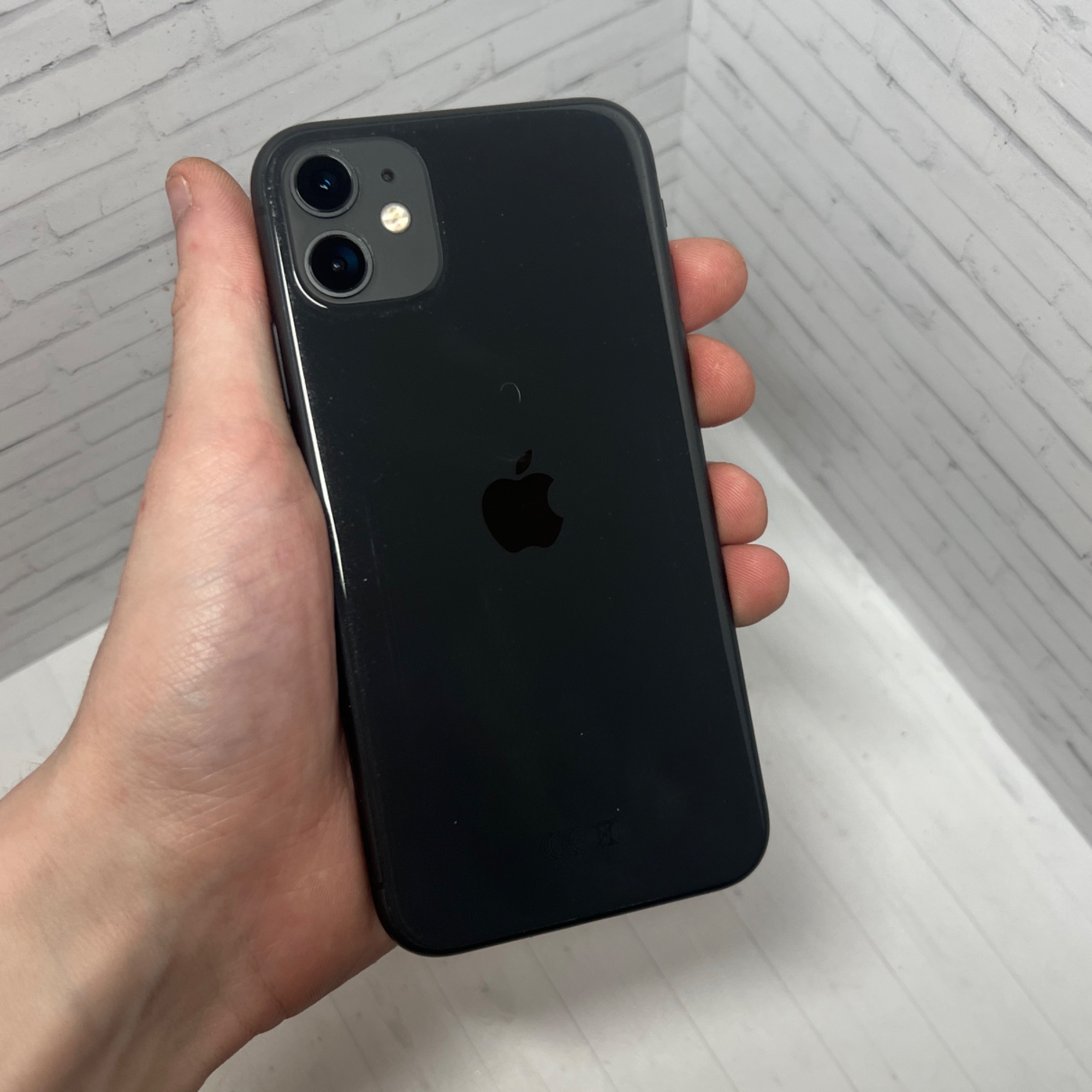 Корпус iPhone 11 со шлейфами (Cнятый оригинал)