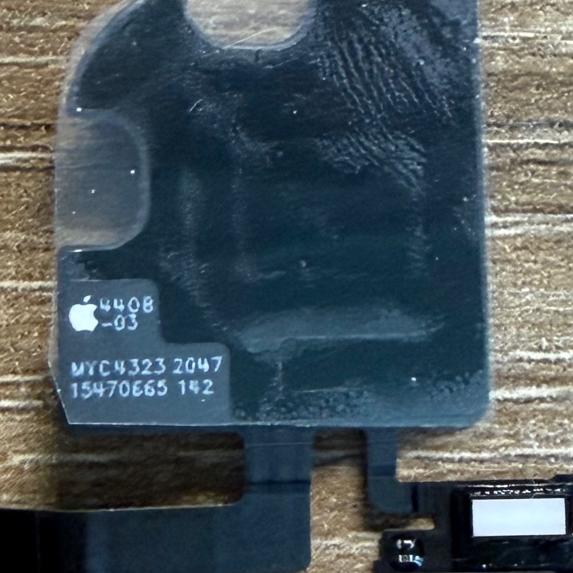 Шлейф дисплея iPhone 15 Pro Max