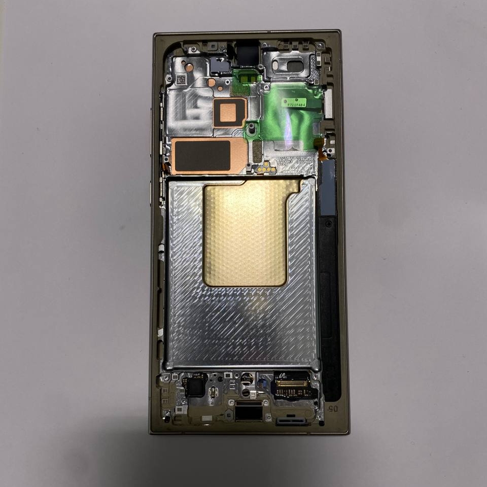 Дисплей Samsung Galaxy S24 Ultra S928 Серый  ORIG 100% (SP)