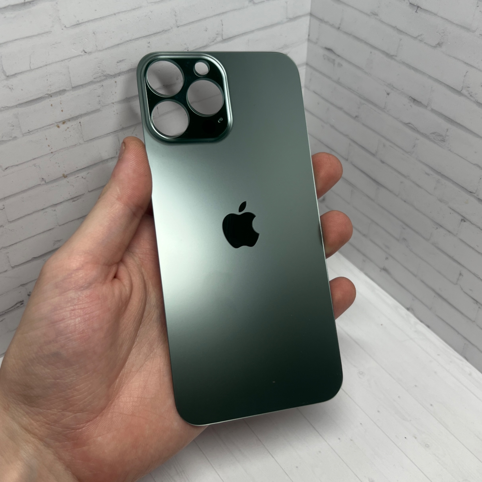Крышка iPhone 13 Pro Max