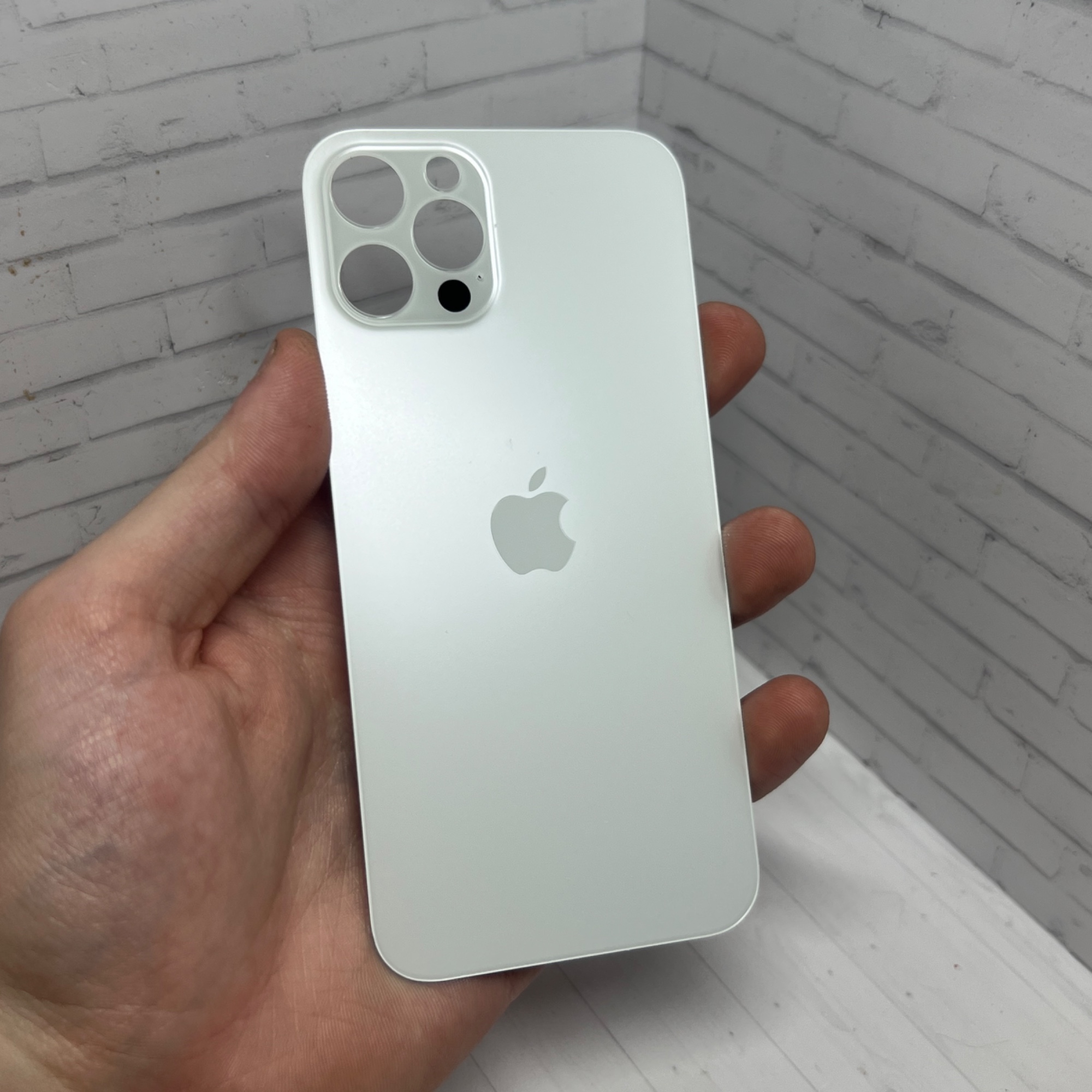 Крышка iPhone 12 Pro