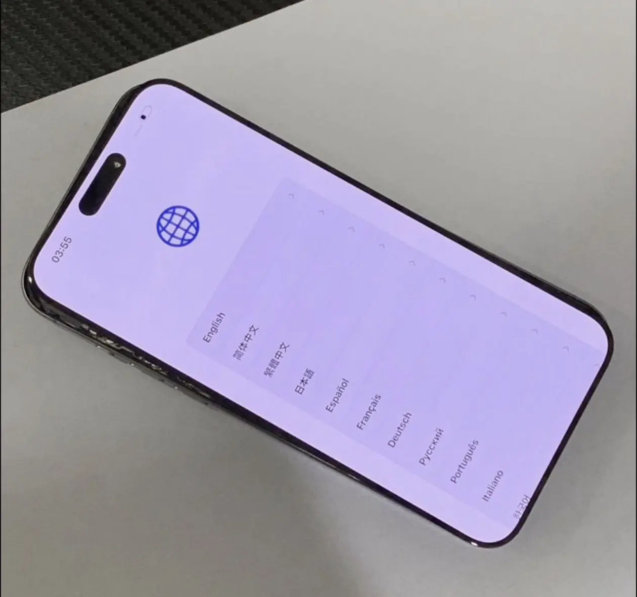 Снятый с разбора дисплей iPhone 16 pro