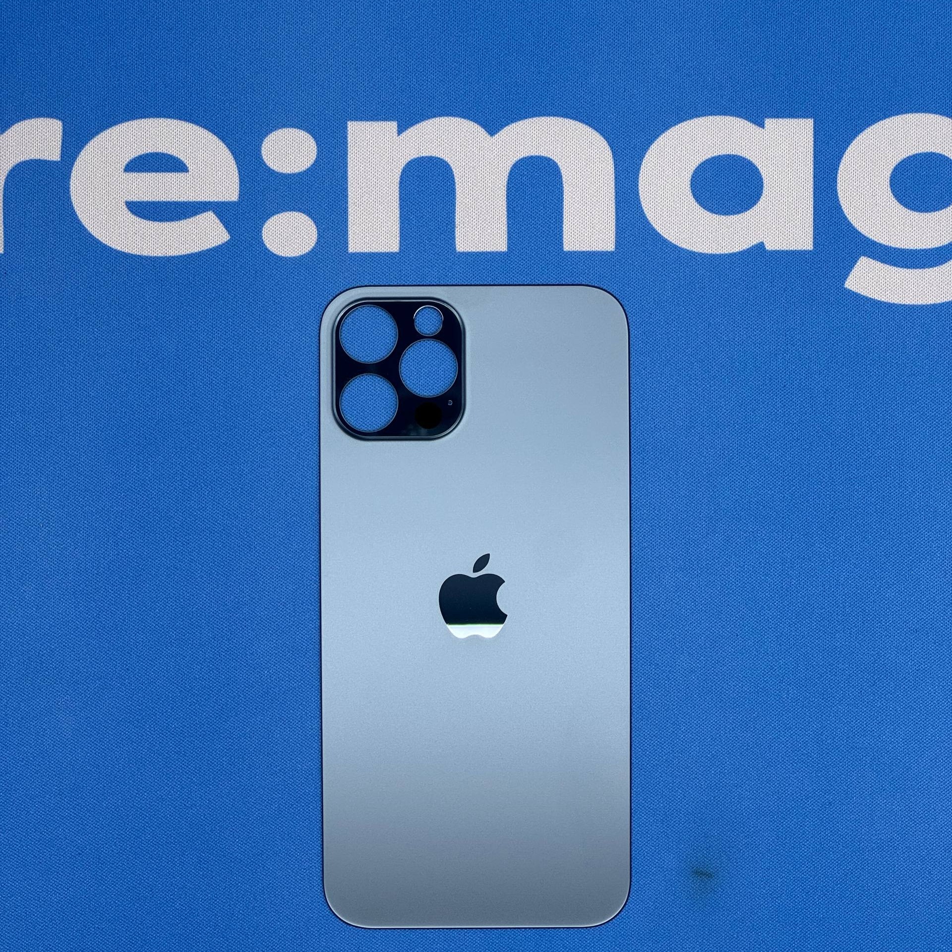 Заднее стекло iPhone 12 Pro Max Синее (широкий вырез)