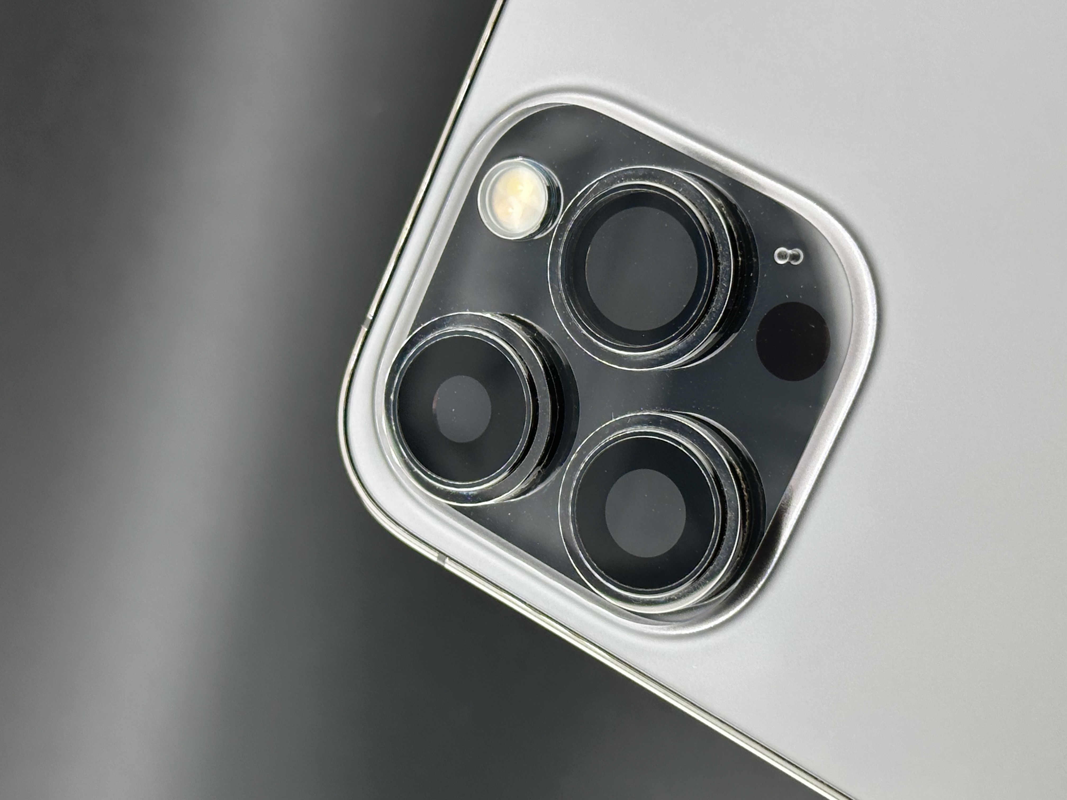 Корпус для iPhone 13 Pro (Черный) (Снятый в сборе)