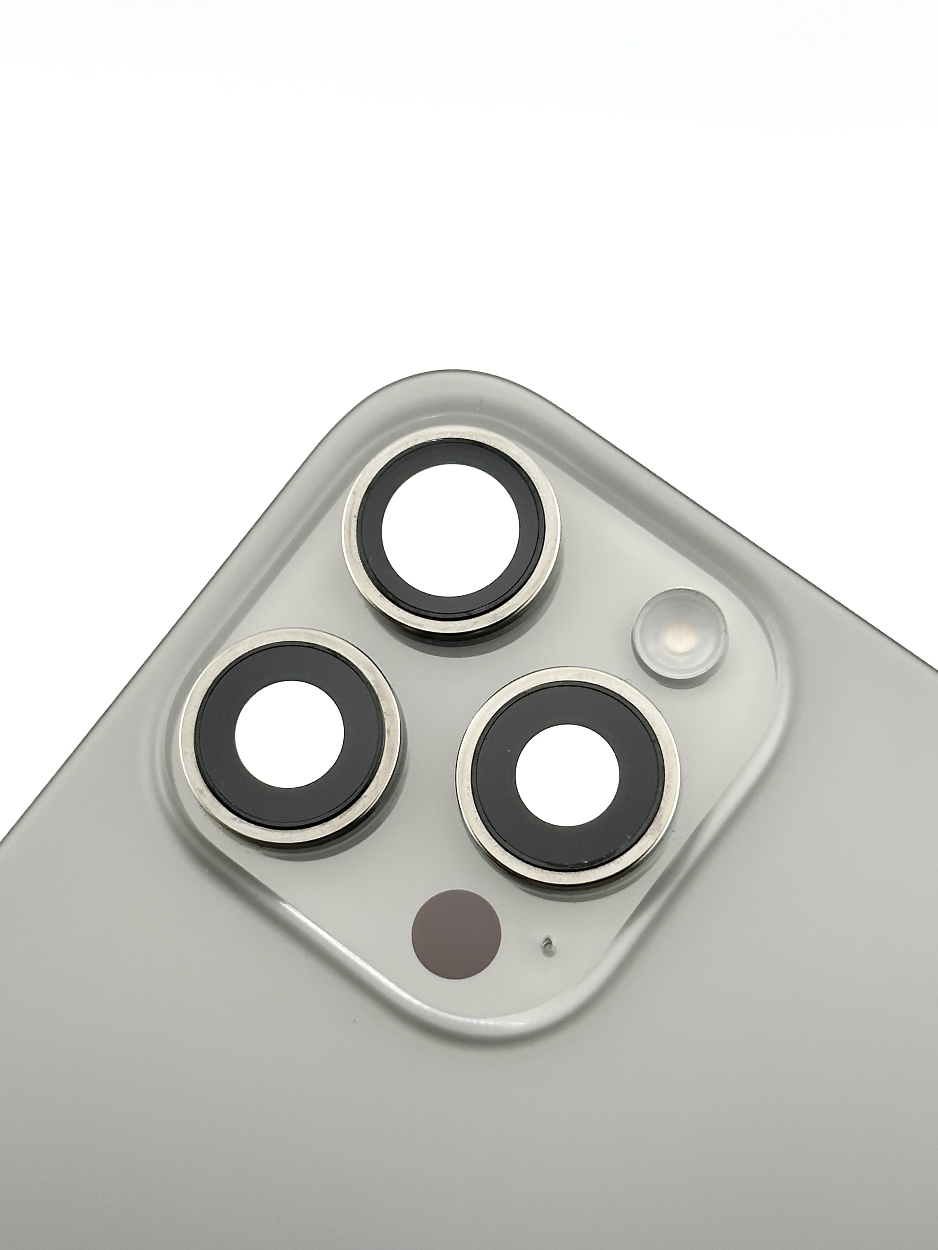 Оригинальная задняя крышка для iPhone 16 Pro Max (Натурал) - Снятая с устройства