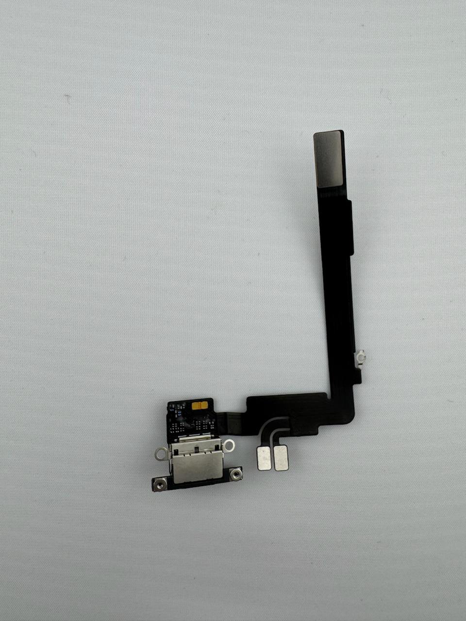 Нижний шлейф зарядки iPhone 16 Pro Max Black